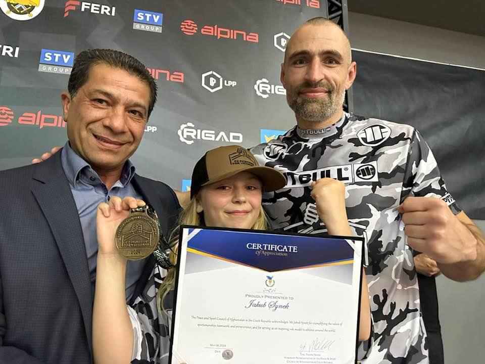 The mixed martial arts competition, featuring athletes and security forces from the Czech Republic and supported by the Czech Republic’s Ministry of Defense, took place on May 6 this year to honor the ministry’s veterans and soldiers.